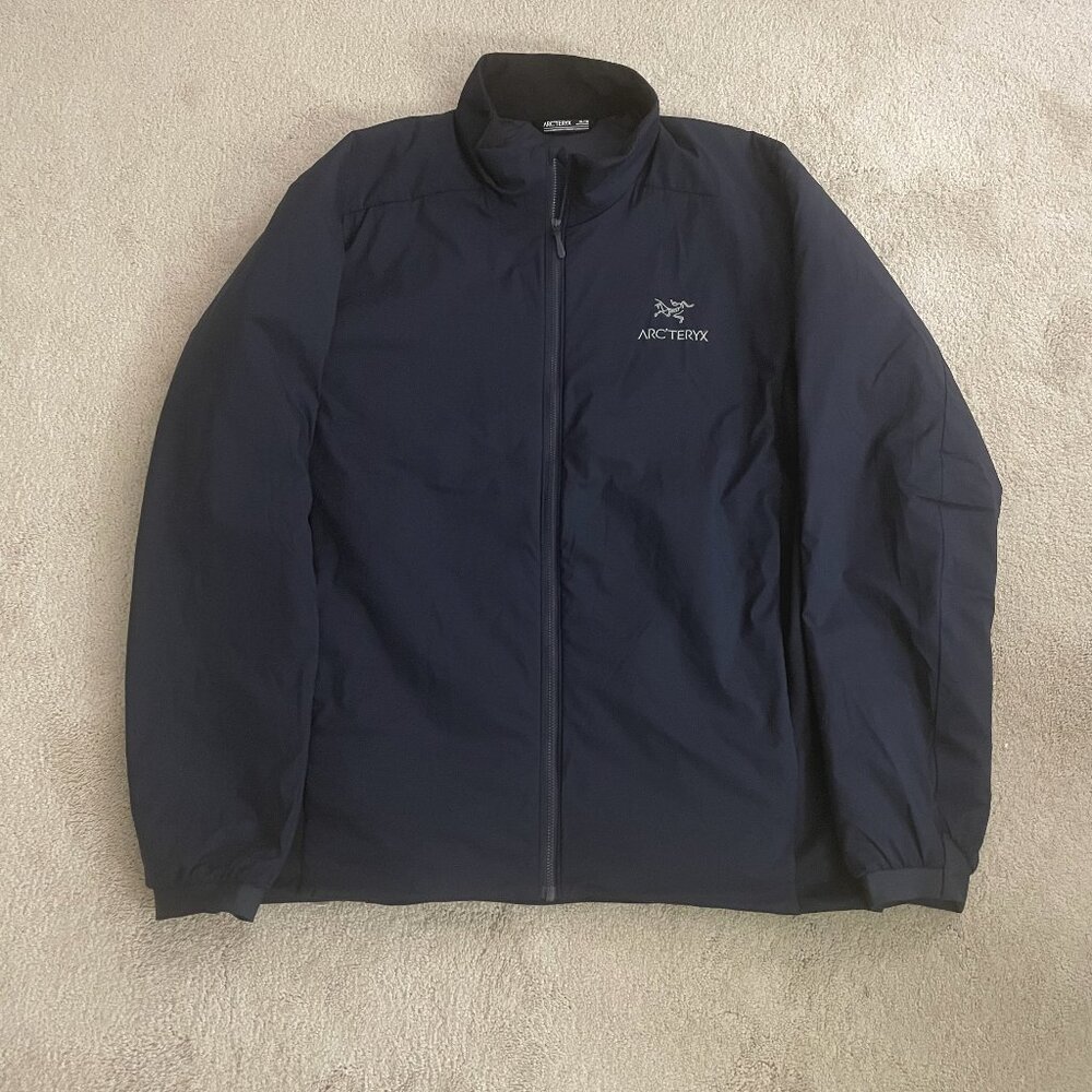 Arc'teryx Men's Atom LT ..size XL ...Deep Blue Color